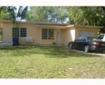 690 NE 161 ST Miami, FL 33162 - Image 587786