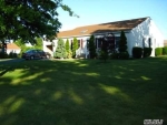 152 Jakes Ln Calverton, NY 11933 - Image 809954