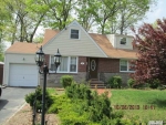 21 Longfellow Dr Huntington Station, NY 11746 - Image 810123