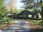 983 W Long Lake Rd Traverse City, MI 49685 - Image 905890