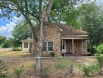 410 S Jamison Drive Devine, TX 78016 - Image 1345016