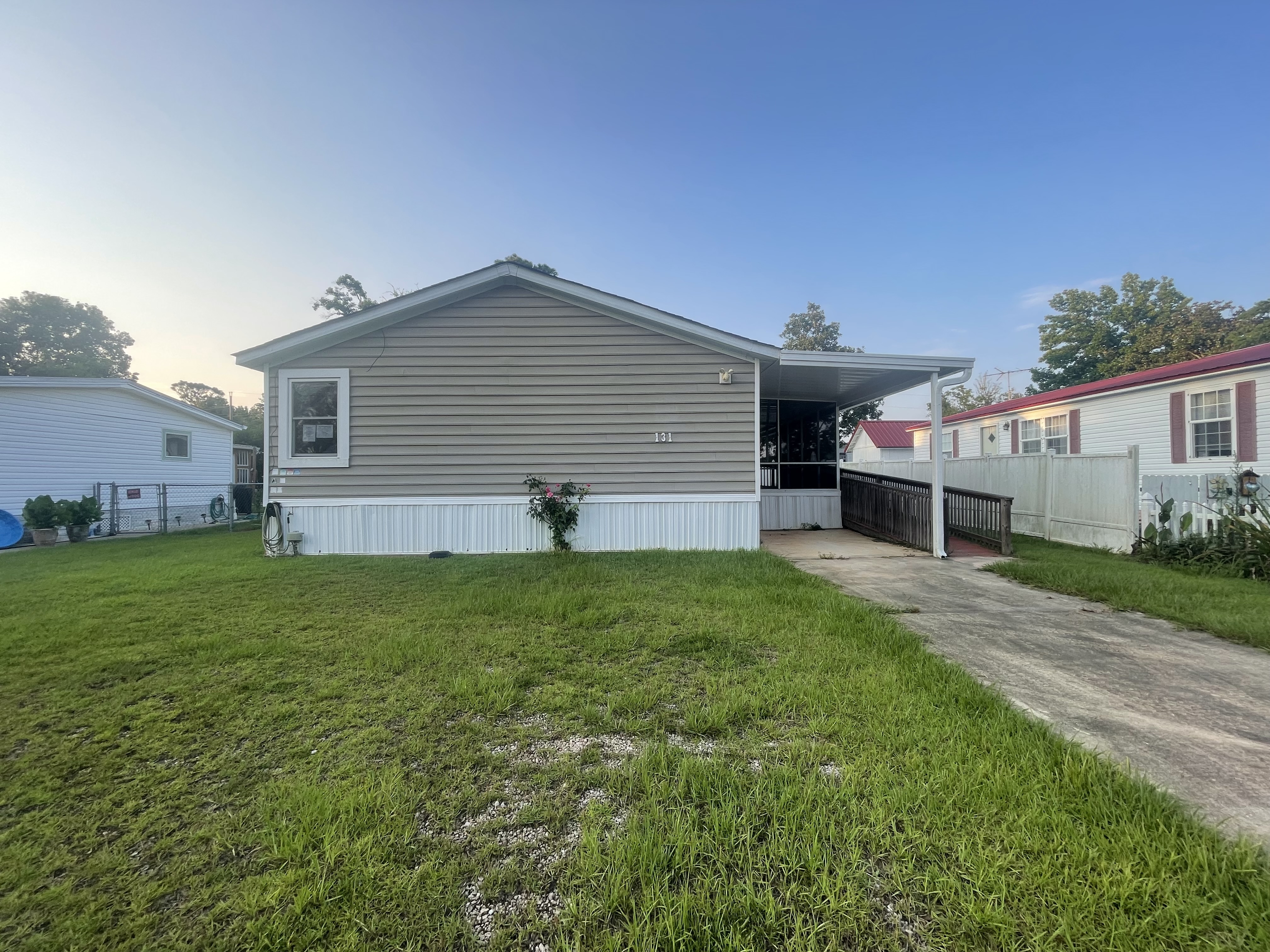 1318 Ridgewood Dr - Image 1671073