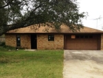 804 E 2nd Ave Nixon, TX 78140 - Image 1736841