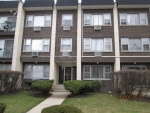 1615 Howard St Apt 201 Evanston, IL 60202 - Image 2581755