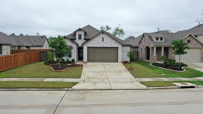 8042 WHISPER GROOVE DR - Image 3403466