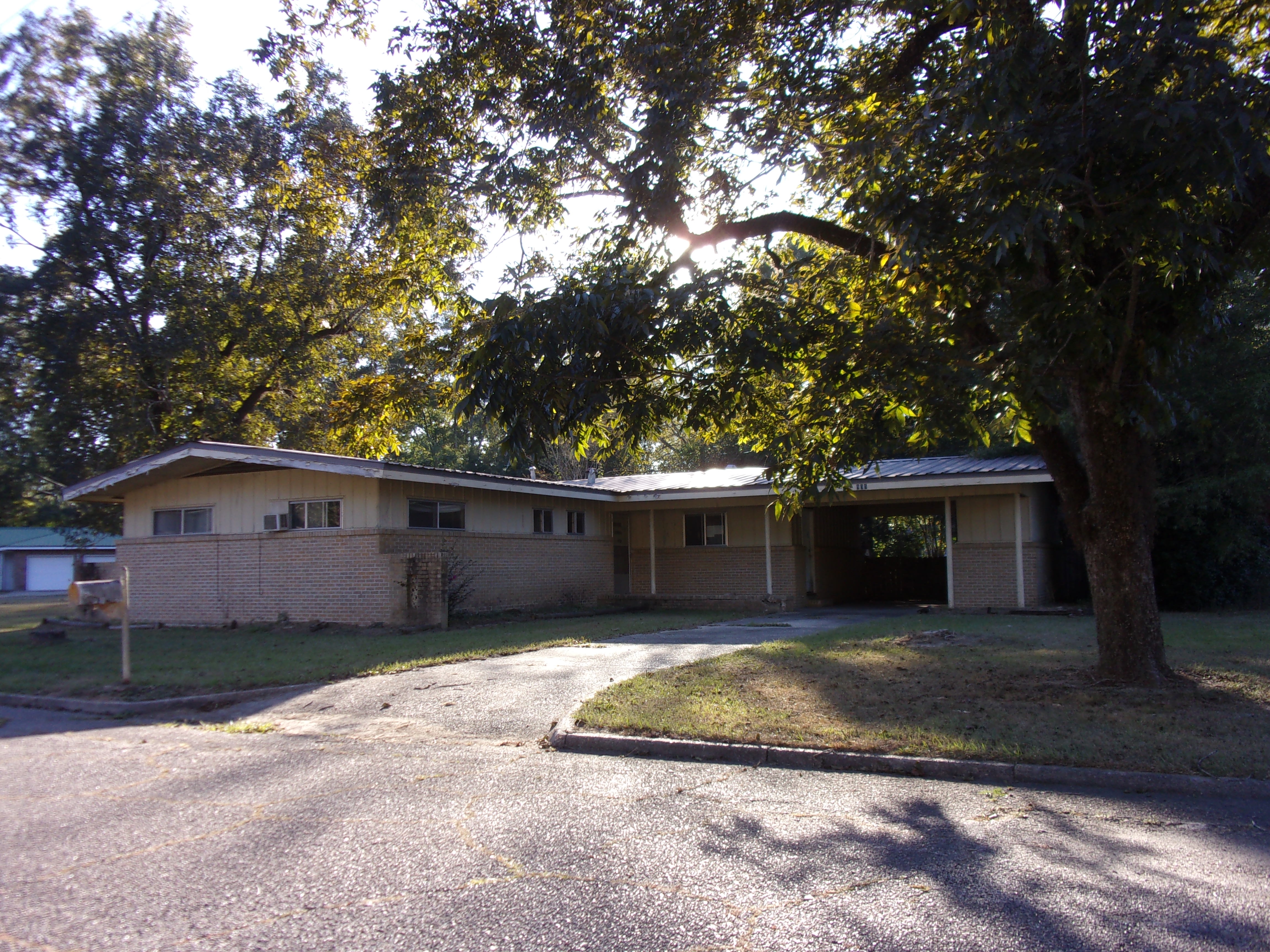 905 Camellia Ct - Image 3416072