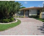 11407 N BAYSHORE DR Miami, FL 33181 - Image 4755615