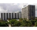 3640 YACHT CLUB DR # 304 Miami, FL 33180 - Image 5028019