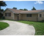 240 NE 163 ST Miami, FL 33162 - Image 5183800