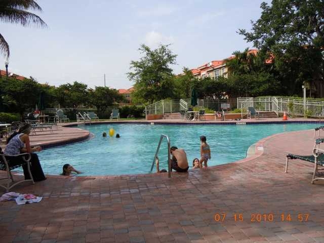 2224 CORAL REEF CT # 4910 - Image 5674700