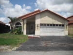 8221 NW 201 TE Hialeah, FL 33015 - Image 6511317