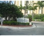 3370 HIDDEN BAY DR # 1012 Miami, FL 33180 - Image 6779985